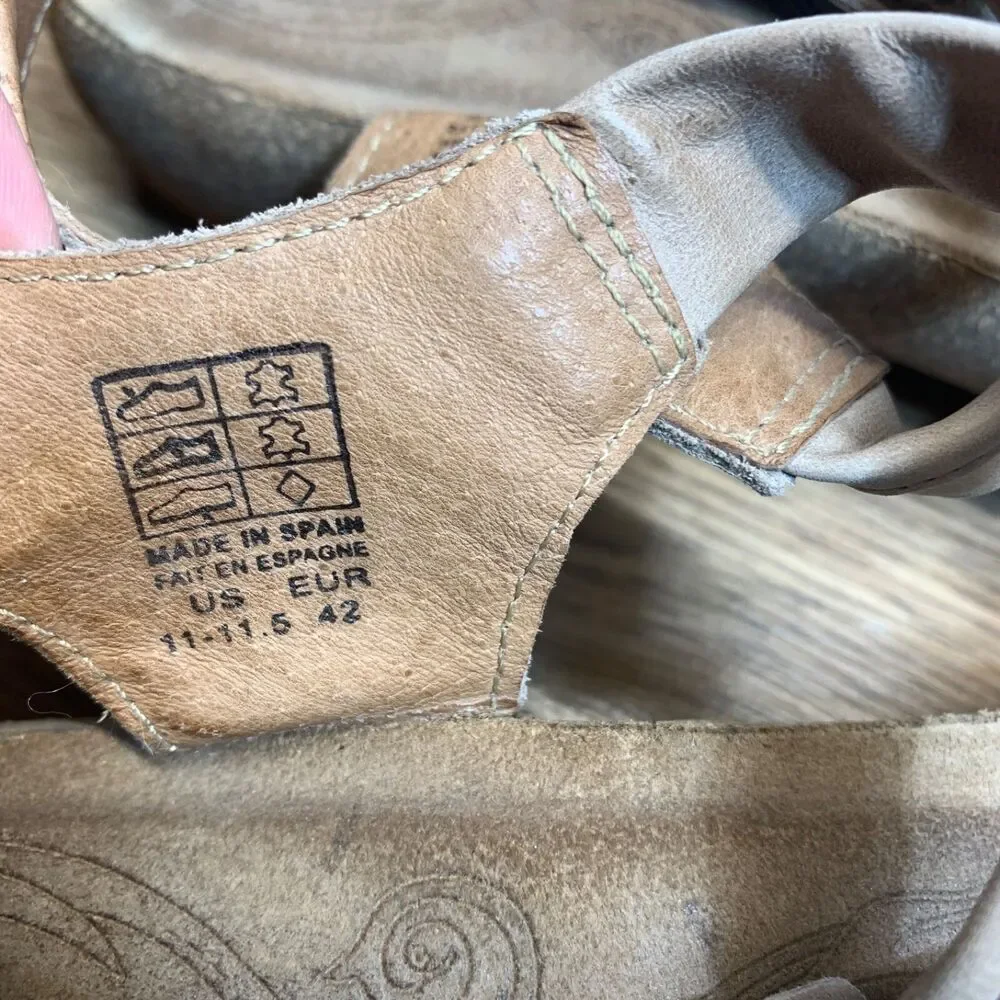 Taos Footwear taos universe